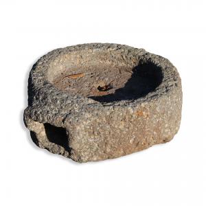 Moedor de pedra antigo. Época de 1600.